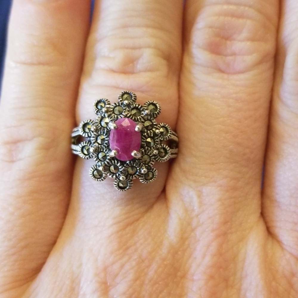 NWOT Sparkly Ring w Pink Stone and Metallic Studs